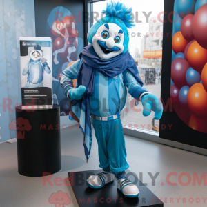 Personagem de máscara de um...