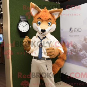Postava maskota Tan Fox...