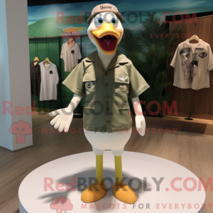 Personagem de máscara de...
