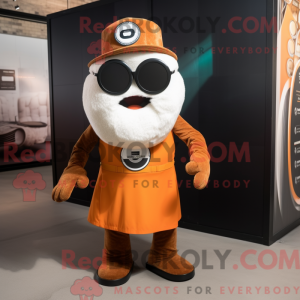 Maskot postava Rust Gyra...