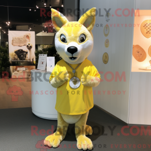 Personaje mascota de un...