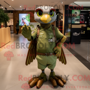 Maskotfigur af en Olive...