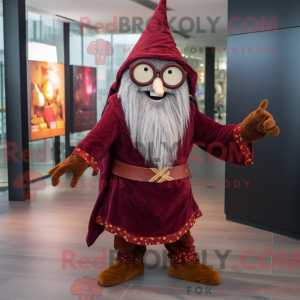 Maskotfigur av en rødbrun...