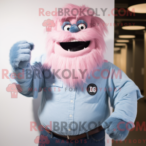 Personagem de máscara de...