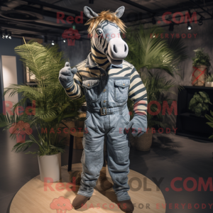 Maskotfigur af en...