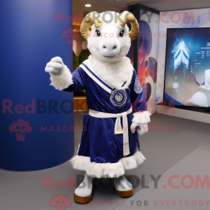 Maskottchen eines Navy Ram...