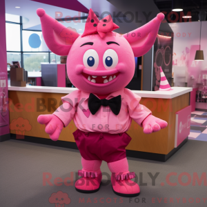 Personagem de máscara de um...