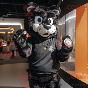 Máscara de tigre preto com...