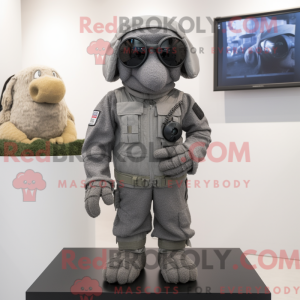 Personaje mascota de un...