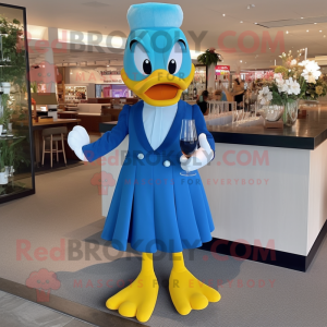 Postać w kostiumie maskotki...