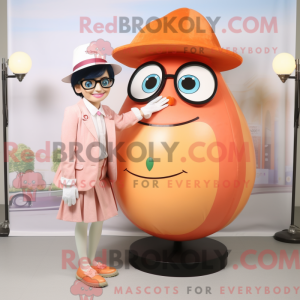 Postava maskota Peach Gyro...