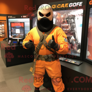 Maskotfigur af en Peach Gi...