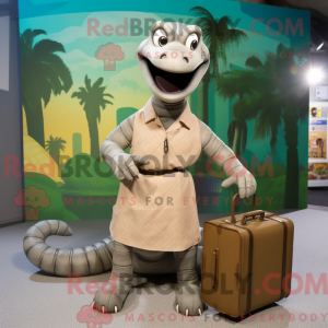 Personagem de máscara de...