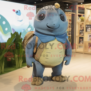 Personagem de máscara de...
