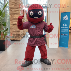Personagem de máscara de um...
