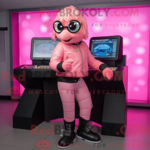 Maskotkarakter av en rosa...