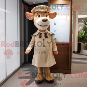 Postava maskota Tan Cow...