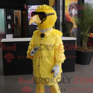 Personagem de máscara de um...