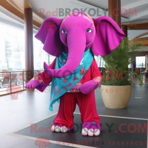 Máscara de elefante magenta...