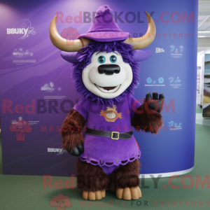Personagem de máscara de um...