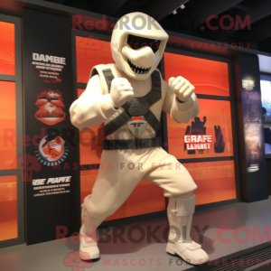 Personaggio mascotte Gi Joe...
