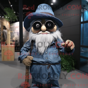 Maskottchen einer Hexe mit...