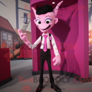 Personagem de máscara de um...