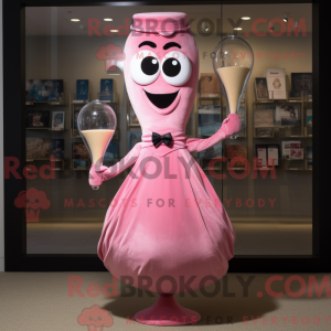 Maskottchenfigur einer rosa...