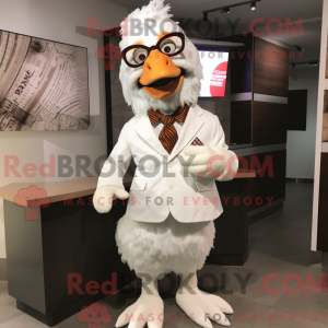 Personagem de máscara de...
