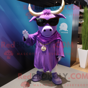 Postava maskota Purpurového...