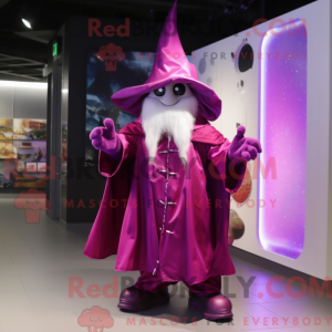 Maskotfigur av en magenta...