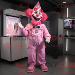 Personagem de máscara de...