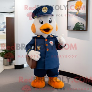Personagem de máscara de um...
