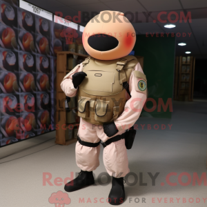 Maskotfigur af en Peach...
