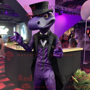 Maskot karakter af en lilla...