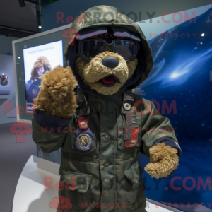 Maskotfigur af en Navy Para...