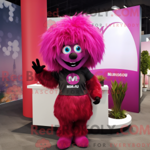 Personagem de máscara de...