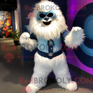 Maskottchen eines Navy Yeti...