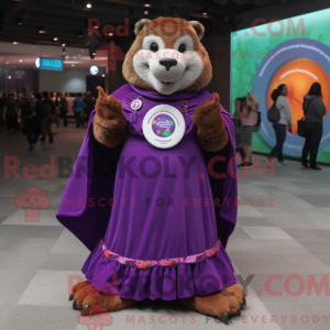 Personagem de máscara de...