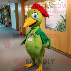 Postava maskota zeleného...