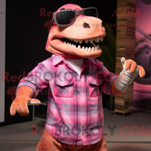 Personagem de máscara de...