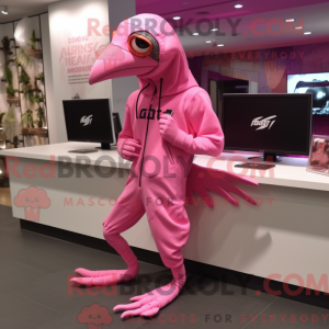 Maskotfigur af en Pink...