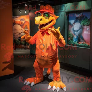 Personagem de máscara de...