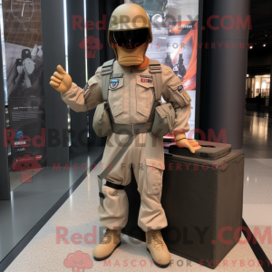 Postava maskota Tan Gi Joe...