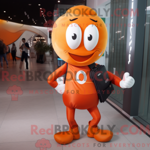 Maskotkarakter af et orange...