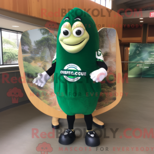 Personagem de máscara de...
