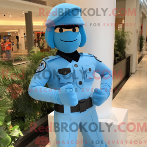 Personagem de máscara de um...