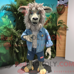 Personagem de máscara de...