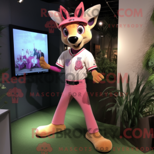 Personagem de máscara de...