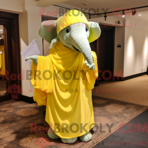 Personagem de máscara de um...